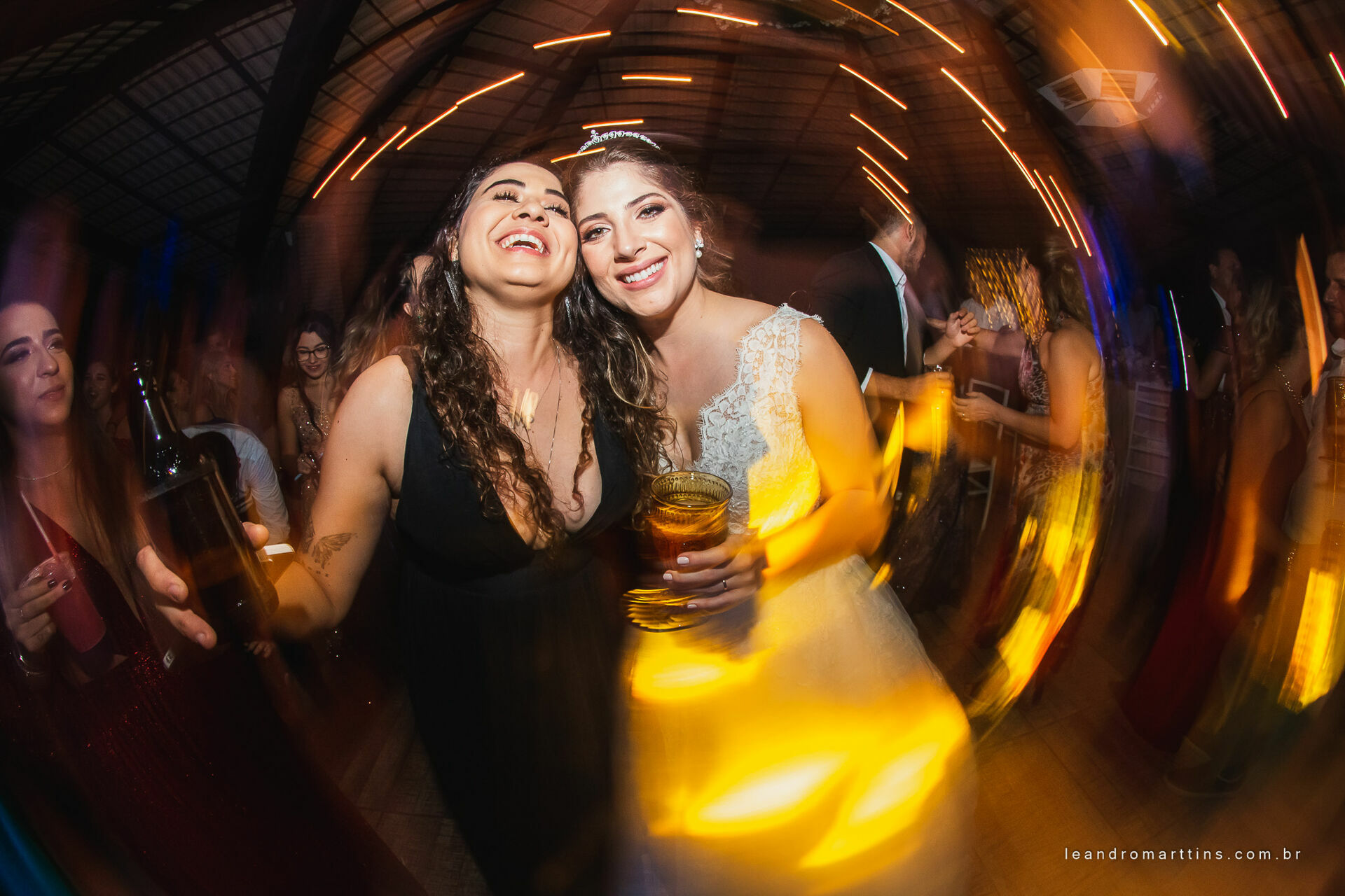 Foto Casamento Caroline e Leonardo na Igreja Nossa Senhora do Brasil Foto Casamento Caroline e Leonardo na Igreja Nossa Senhora do Brasil - Imagem 39