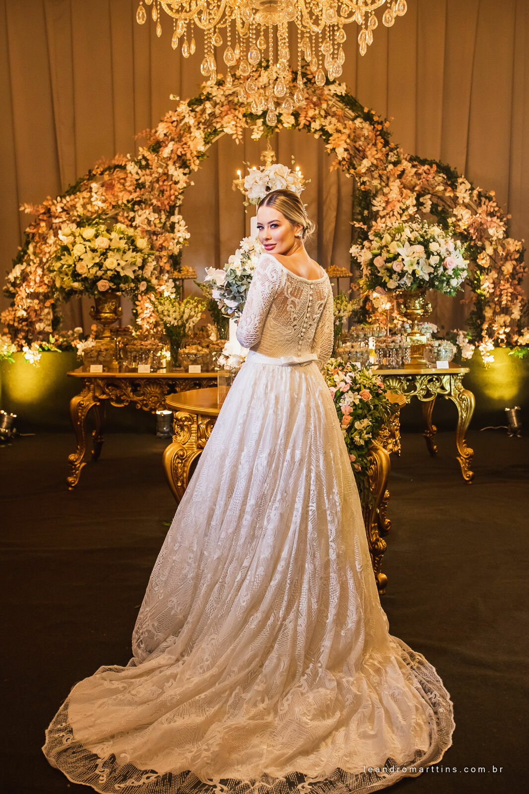 Foto Casamento Thayna e Fernando no espaço Casa Évora Eventos Foto Casamento Thayna e Fernando no espaço Casa Évora Eventos - Imagem 43