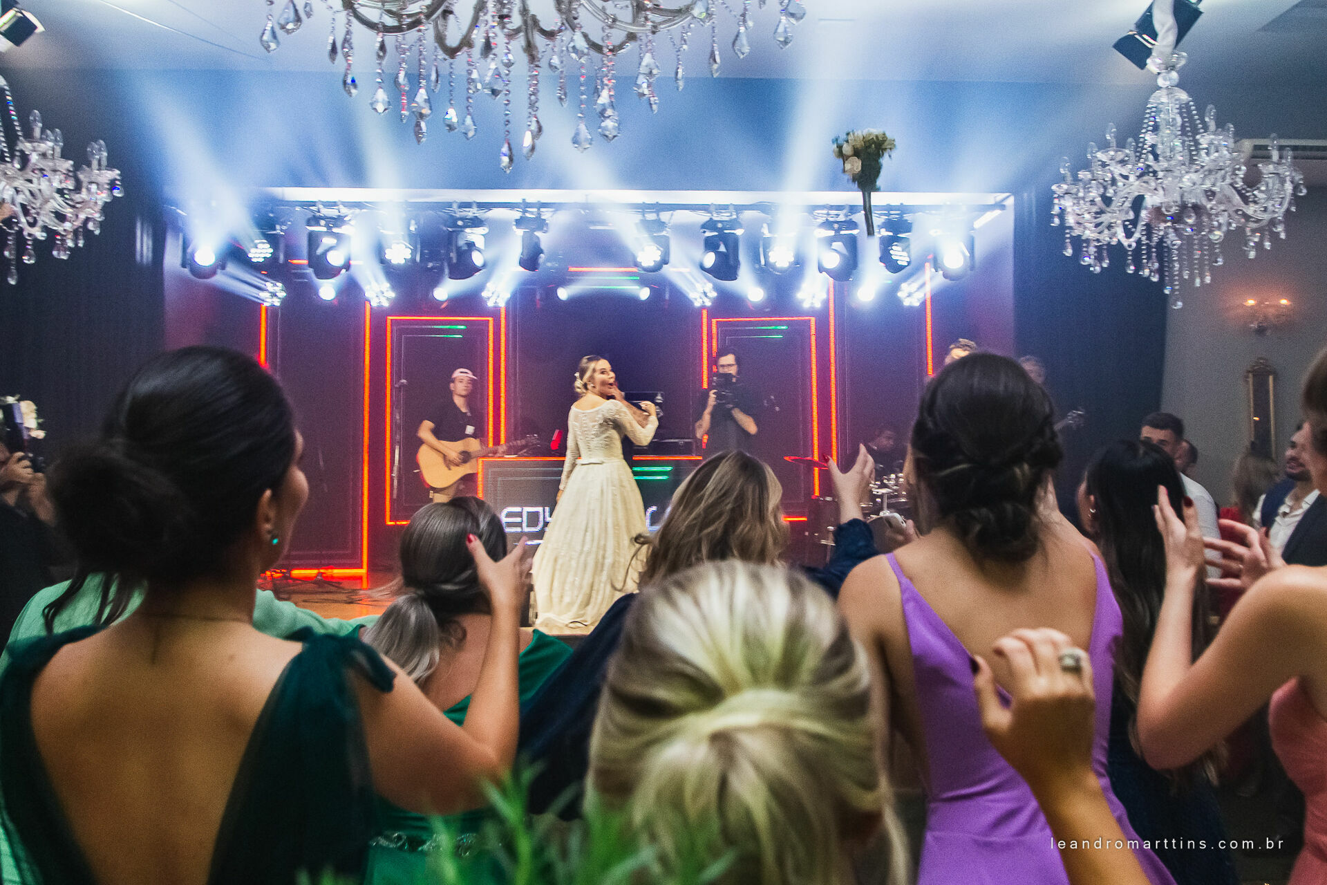 Foto Casamento Thayna e Fernando no espaço Casa Évora Eventos Foto Casamento Thayna e Fernando no espaço Casa Évora Eventos - Imagem 121