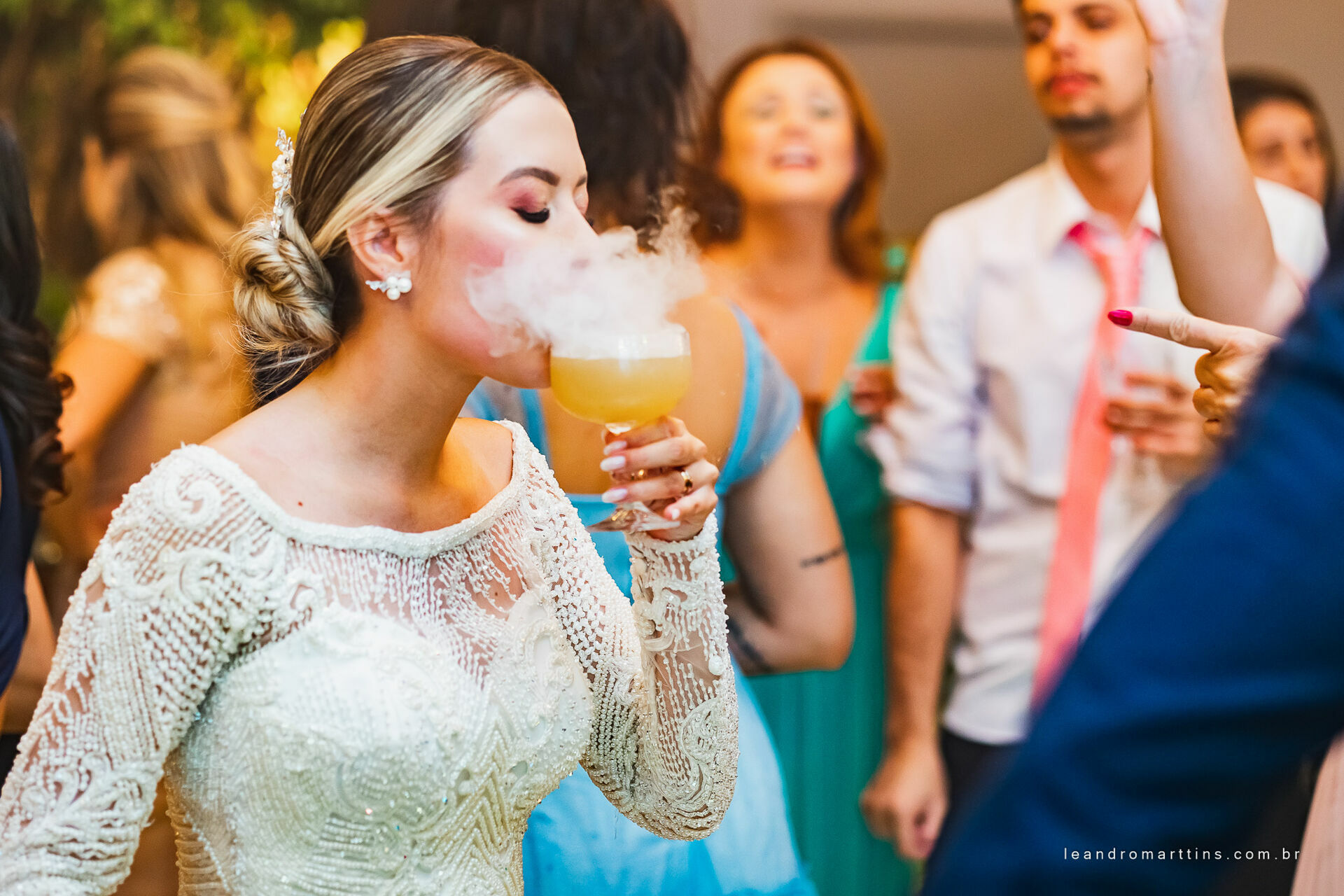 Foto Casamento Thayna e Fernando no espaço Casa Évora Eventos Foto Casamento Thayna e Fernando no espaço Casa Évora Eventos - Imagem 79