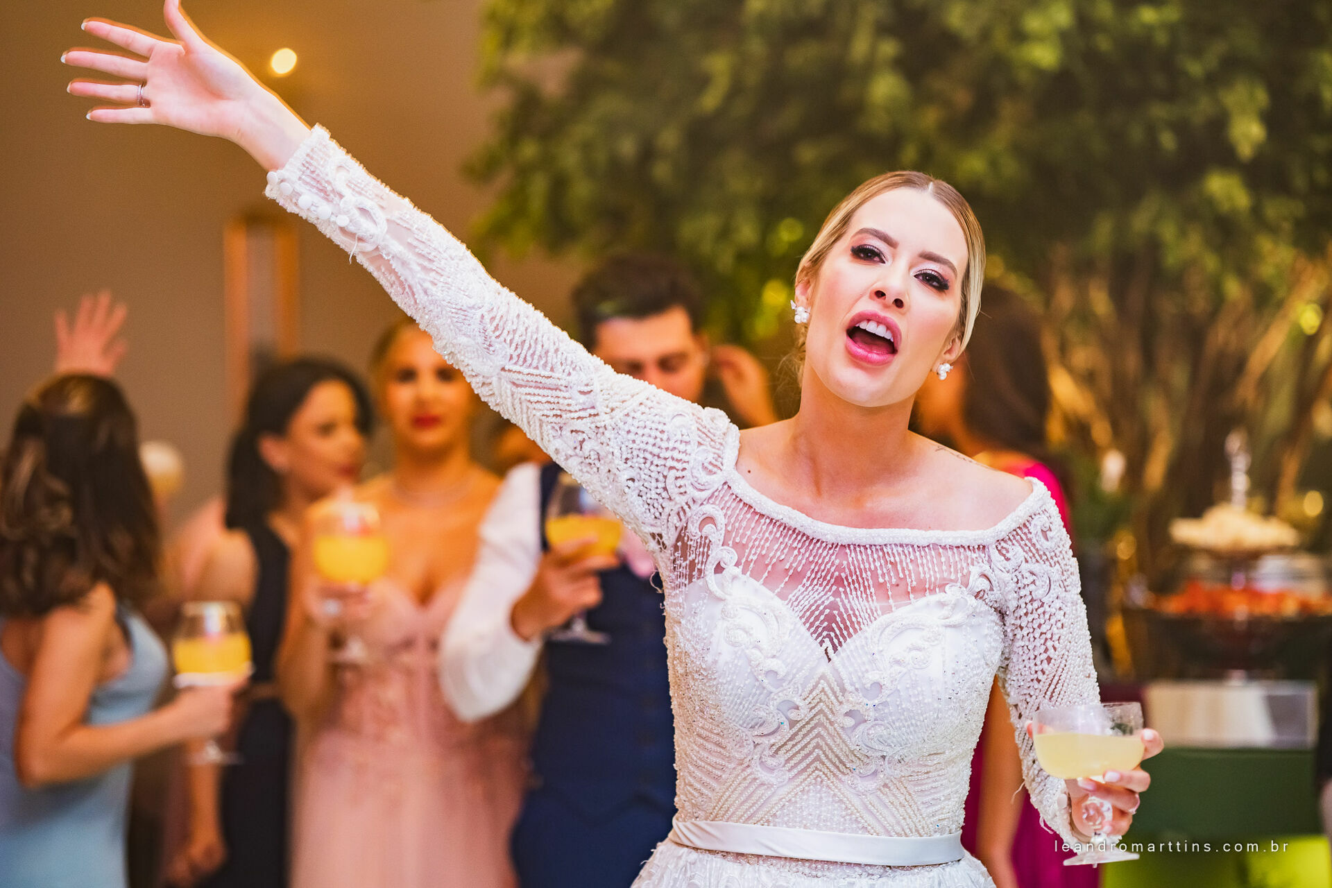Foto Casamento Thayna e Fernando no espaço Casa Évora Eventos Foto Casamento Thayna e Fernando no espaço Casa Évora Eventos - Imagem 77