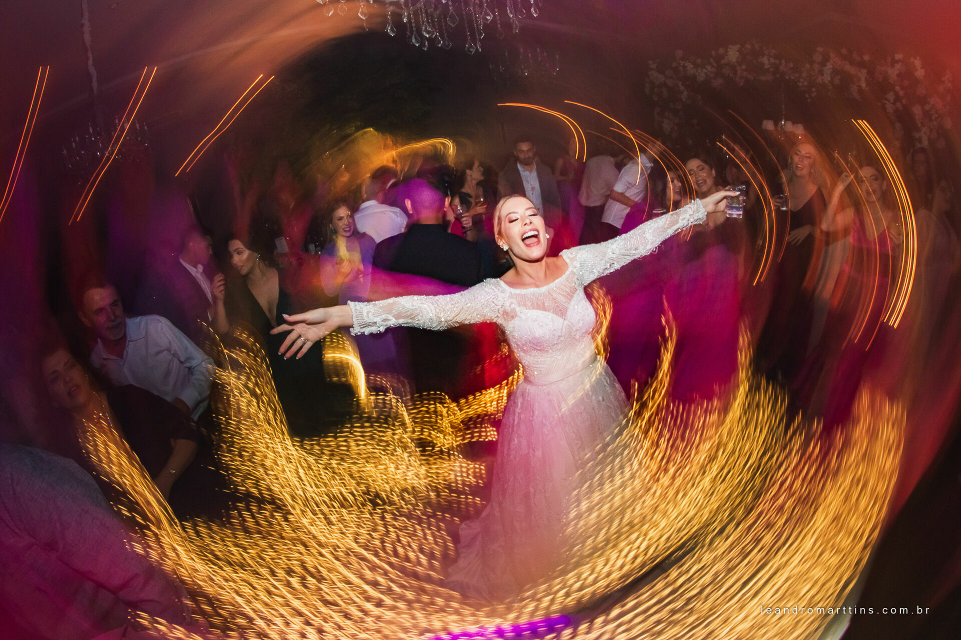 Foto Casamento Thayna e Fernando no espaço Casa Évora Eventos Foto Casamento Thayna e Fernando no espaço Casa Évora Eventos - Imagem 117