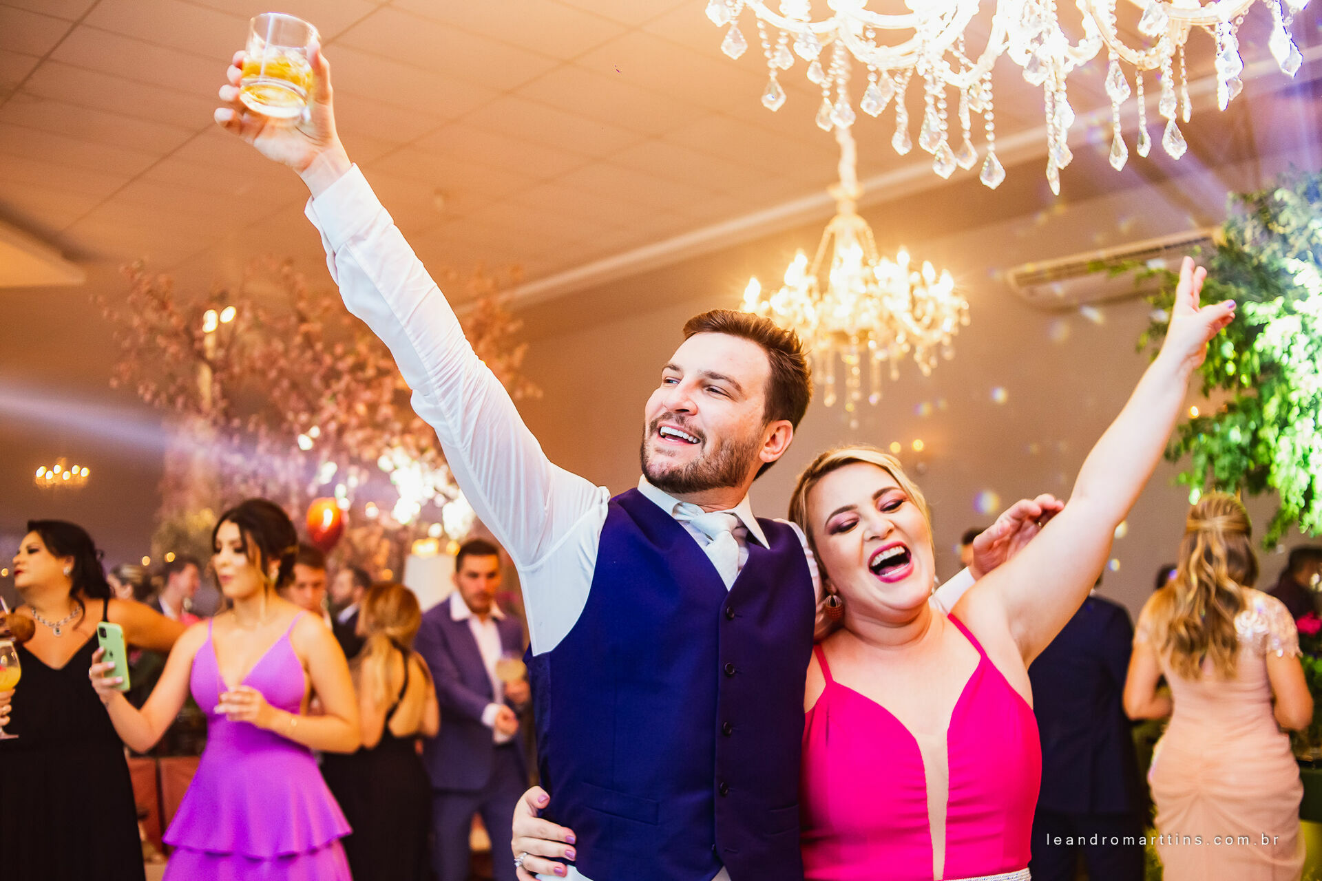 Foto Casamento Thayna e Fernando no espaço Casa Évora Eventos Foto Casamento Thayna e Fernando no espaço Casa Évora Eventos - Imagem 69