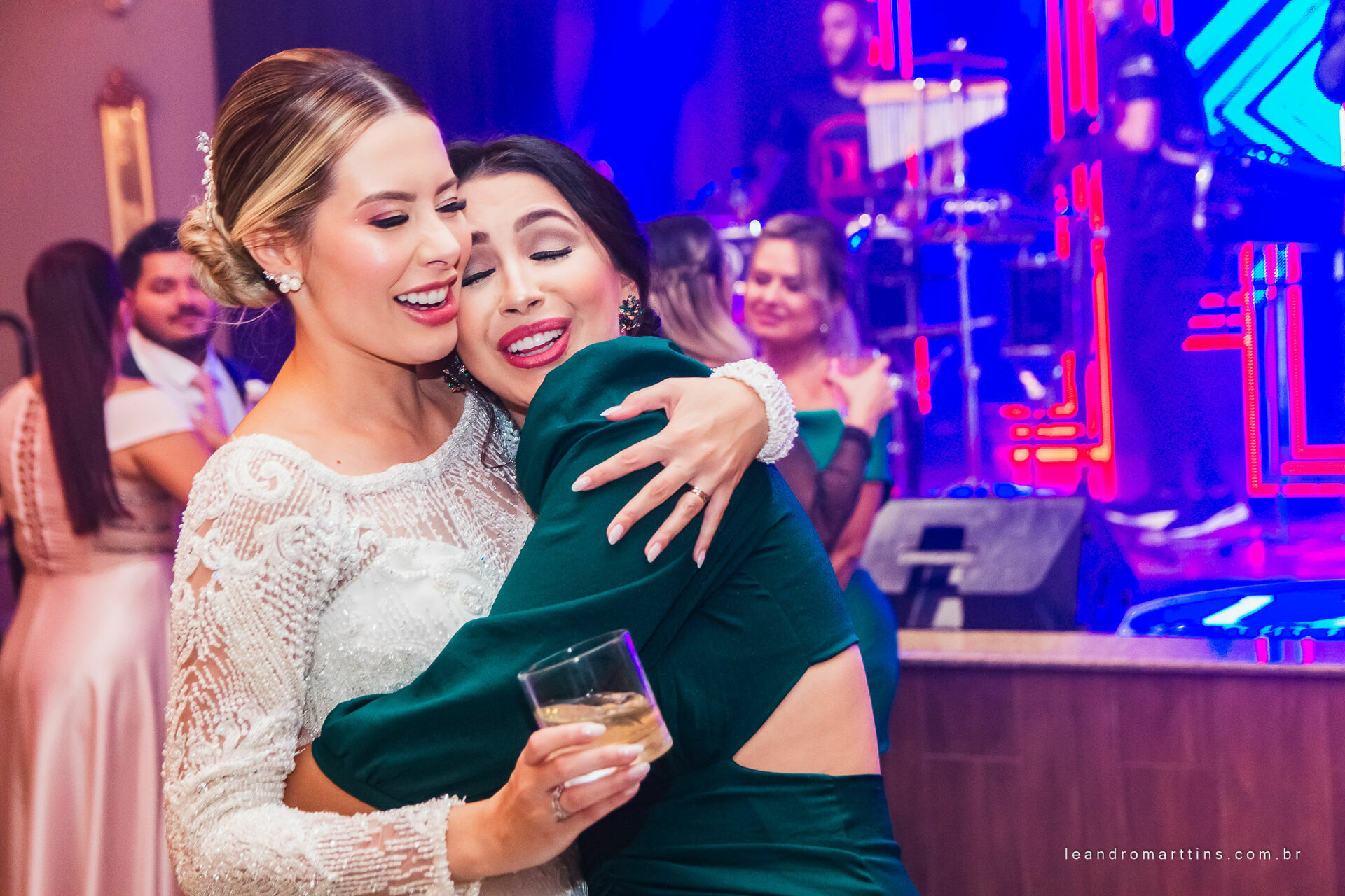 Foto Casamento Thayna e Fernando no espaço Casa Évora Eventos Foto Casamento Thayna e Fernando no espaço Casa Évora Eventos - Imagem 68