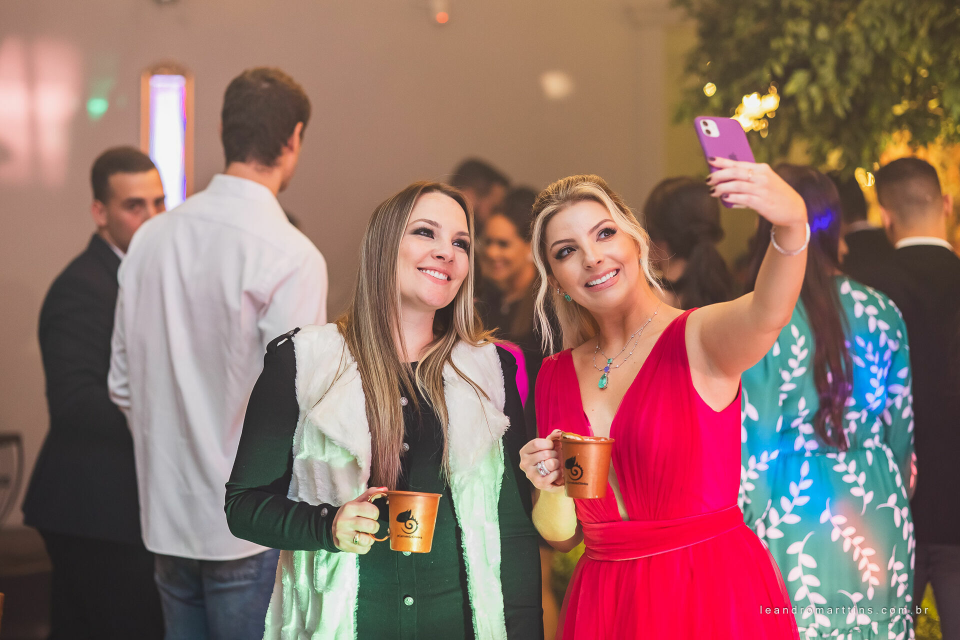 Foto Casamento Thayna e Fernando no espaço Casa Évora Eventos Foto Casamento Thayna e Fernando no espaço Casa Évora Eventos - Imagem 57