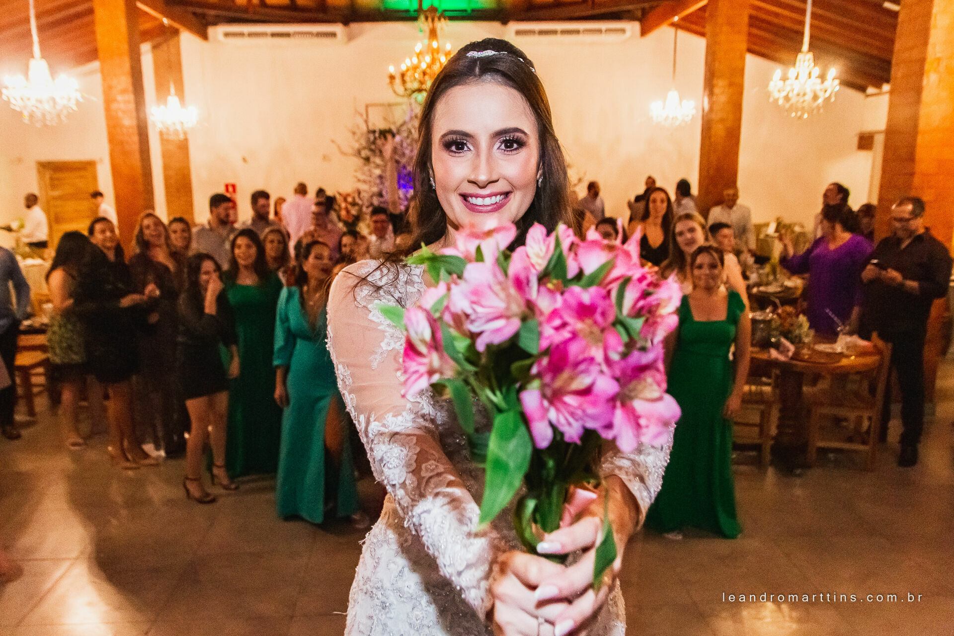 Foto Casamento Bárbara e Edson no espaço Estância Ouro Branco Foto Casamento Bárbara e Edson no espaço Estância Ouro Branco - Imagem 57