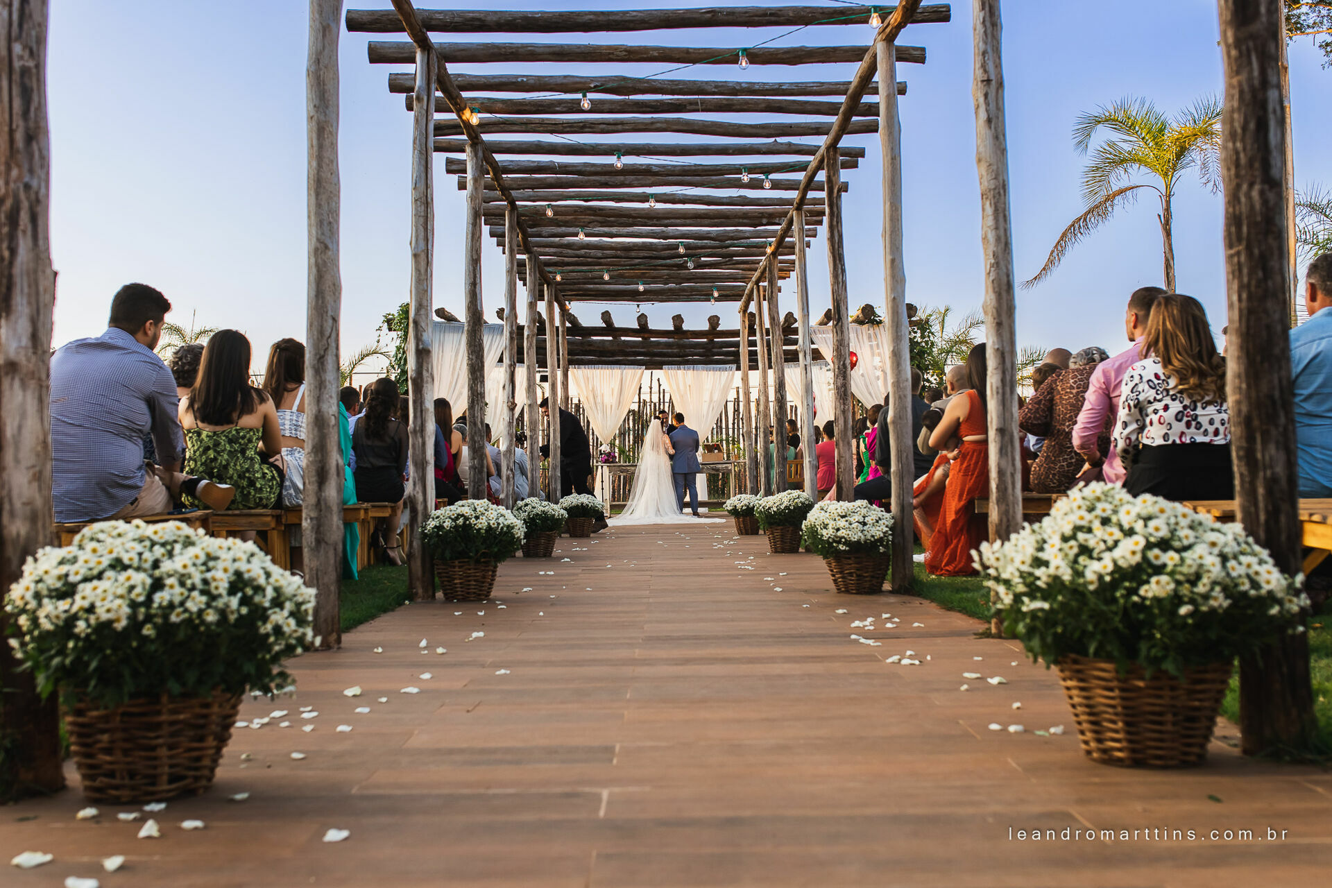 Foto Casamento Bárbara e Edson no espaço Estância Ouro Branco Foto Casamento Bárbara e Edson no espaço Estância Ouro Branco - Imagem 17