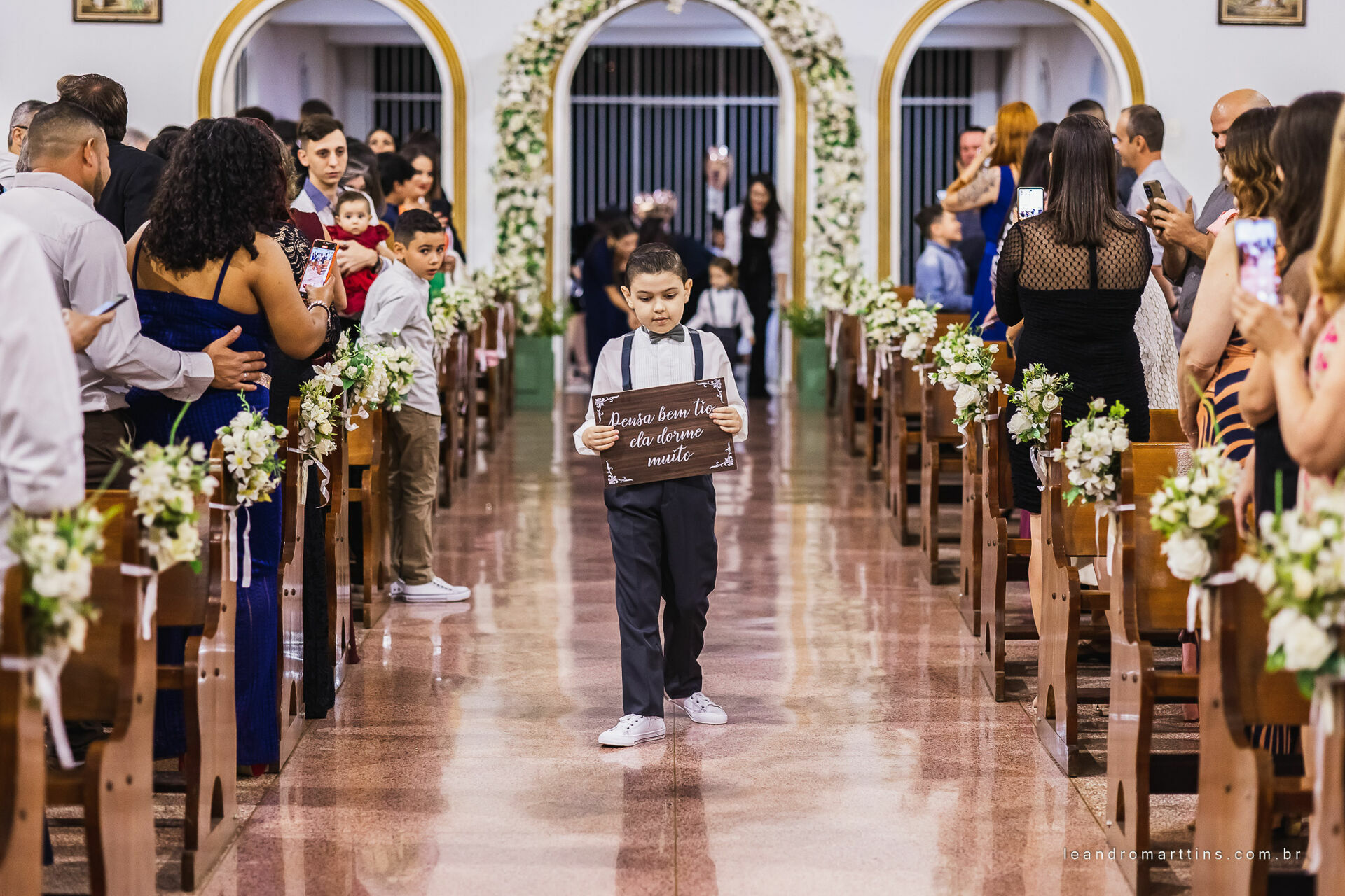 Foto Casamento Viviane e Alexandre no espaço Fauze Karam Buffet Foto Casamento Viviane e Alexandre no espaço Fauze Karam Buffet - Imagem 8