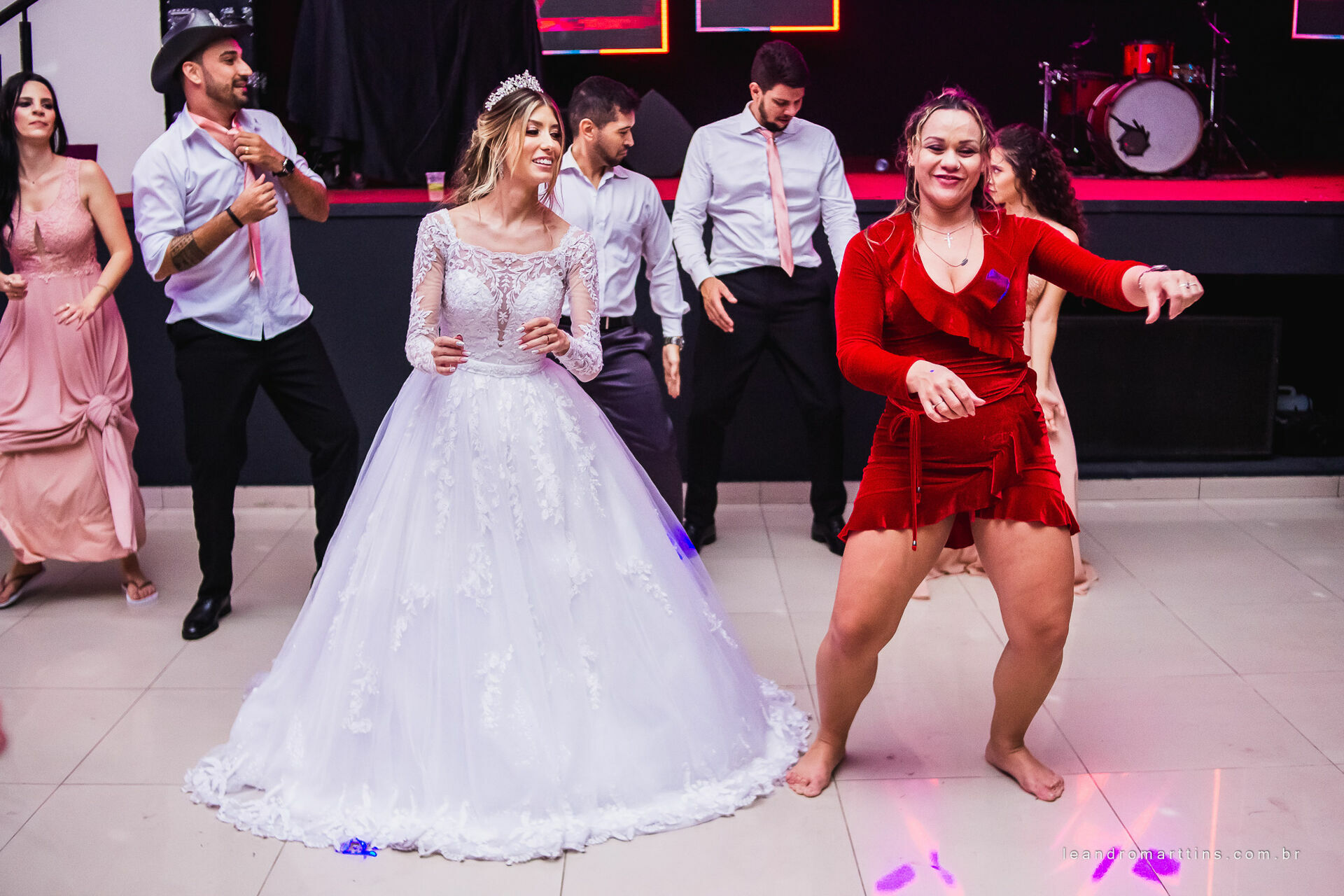 Foto Casamento Viviane e Alexandre no espaço Fauze Karam Buffet Foto Casamento Viviane e Alexandre no espaço Fauze Karam Buffet - Imagem 57