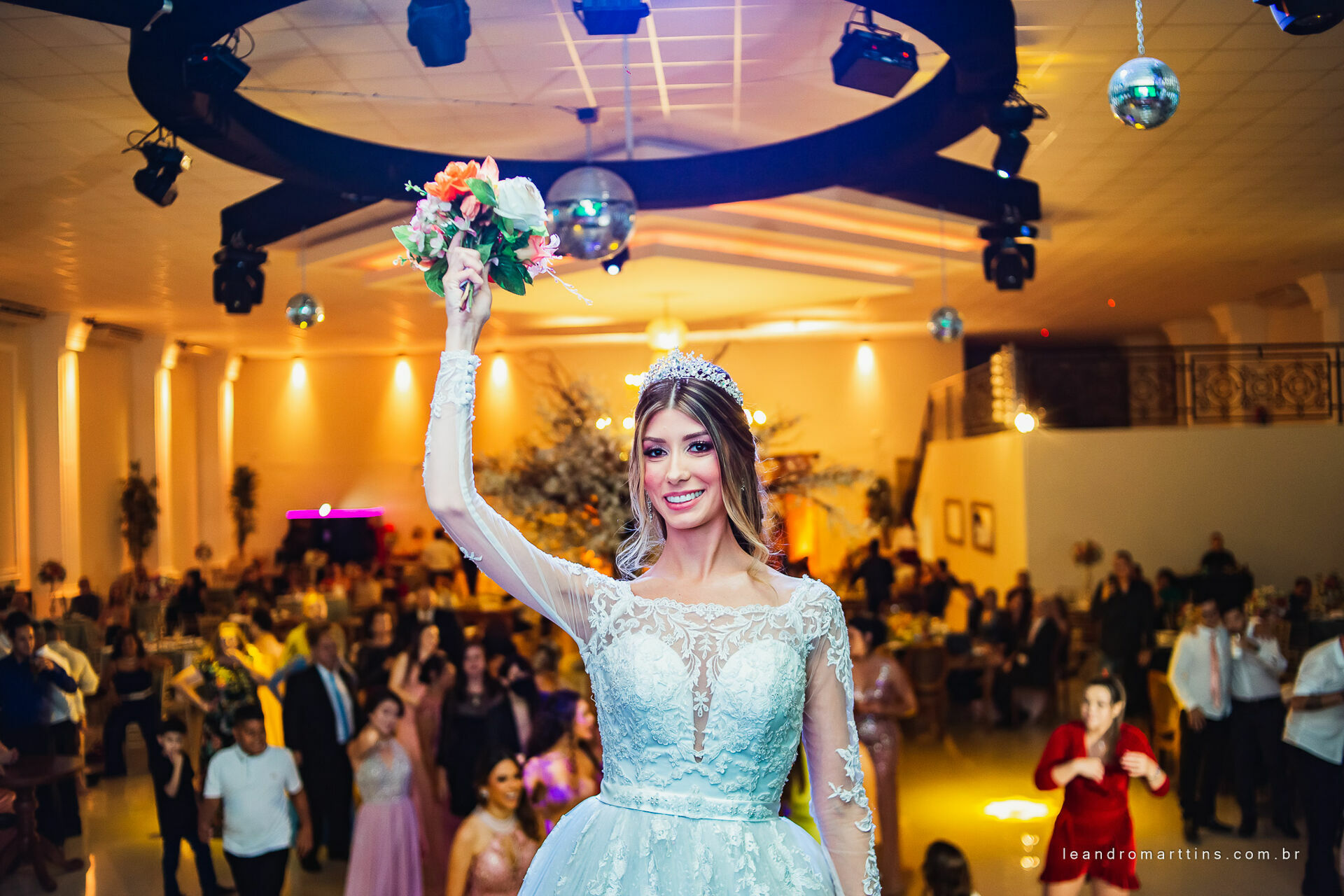 Foto Casamento Viviane e Alexandre no espaço Fauze Karam Buffet Foto Casamento Viviane e Alexandre no espaço Fauze Karam Buffet - Imagem 52
