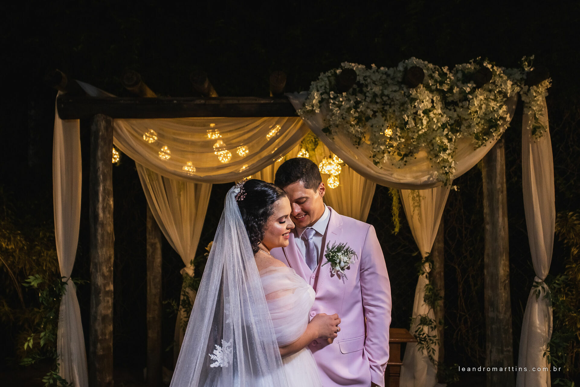 Foto Casamento Ana e Wesley no espaço Bella Faria Eventos Foto Casamento Ana e Wesley no espaço Bella Faria Eventos - Imagem 38