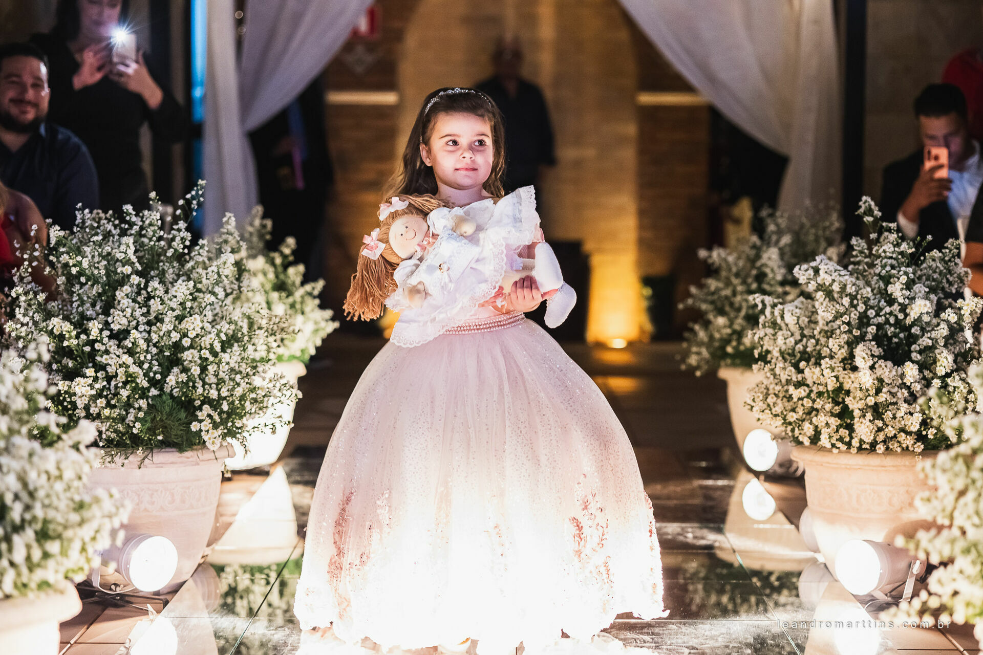 Foto Casamento Paloma e Luís no espaço Almeida Pires Buffet Foto Casamento Paloma e Luís no espaço Almeida Pires Buffet - Imagem 31