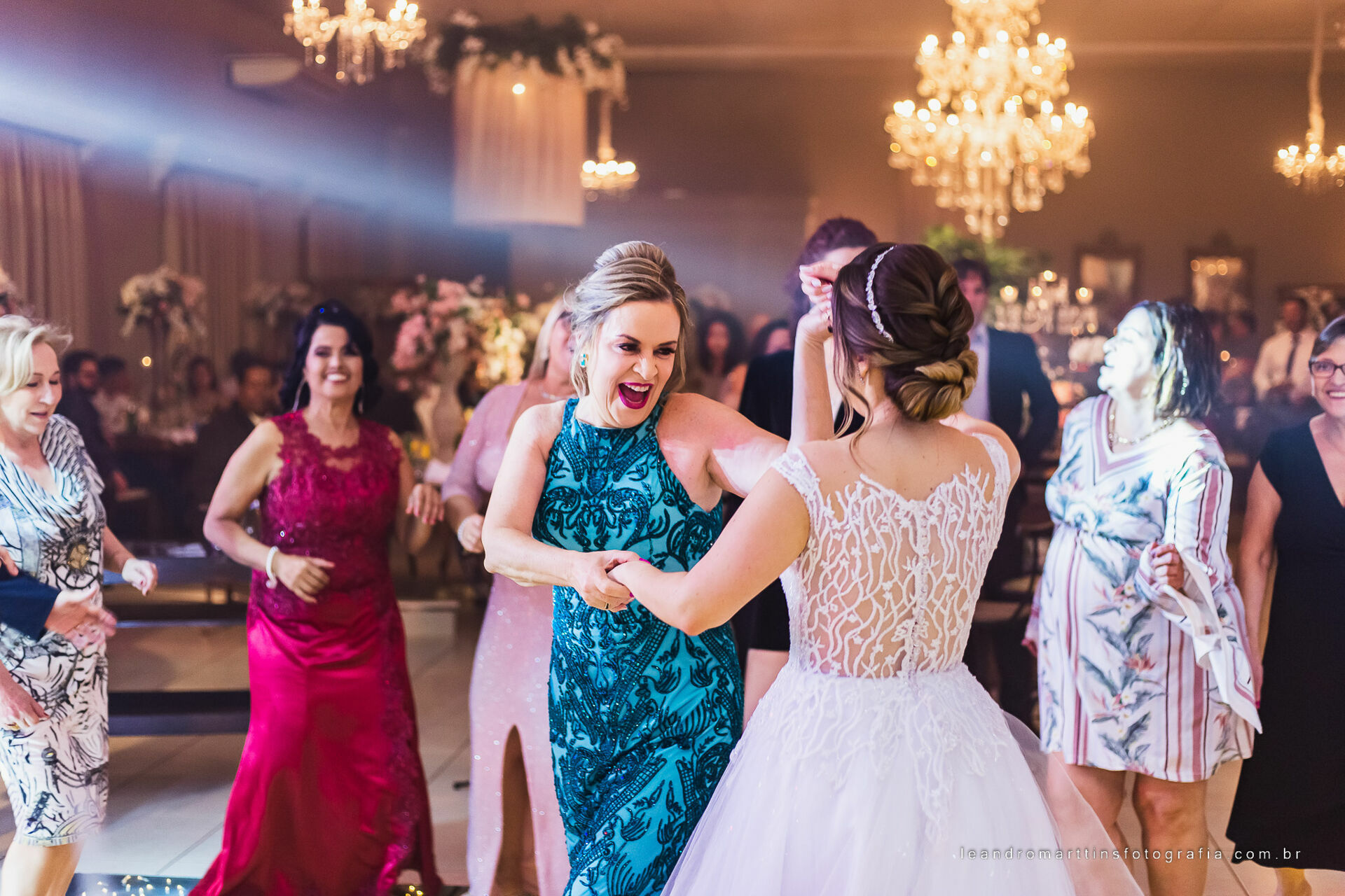 Foto Casamento Mariana e Mikhail no espaço Casa Évora Eventos - Imagem 98