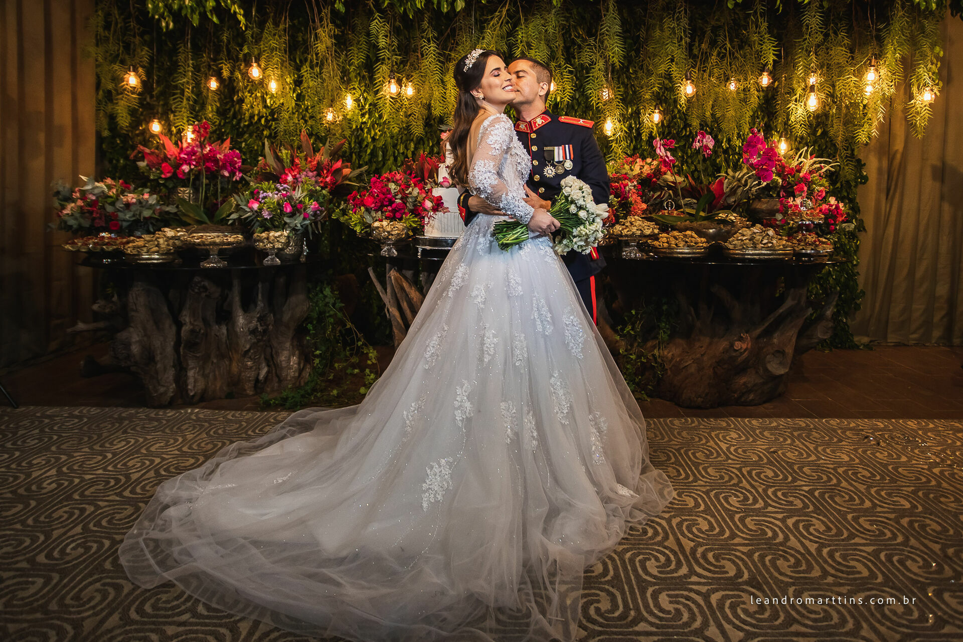 Foto Casamento Sarah e Rafael no espaço Villa Romeu em José Bonifácio - SP Foto Casamento Sarah e Rafael no espaço Villa Romeu em José Bonifácio - SP - Imagem 36
