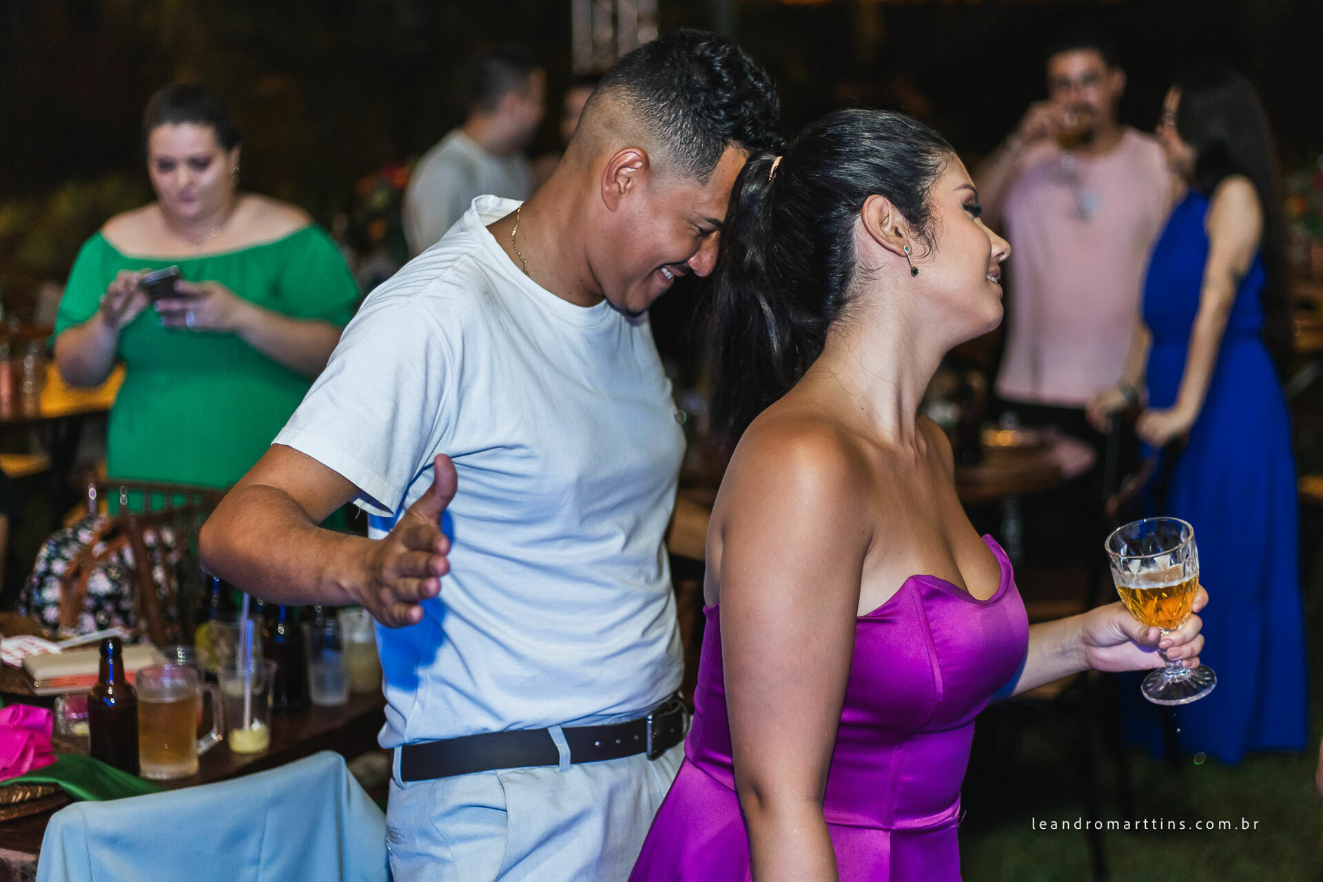 Foto Casamento Nicoly e Leonardo na Chácara Flor de Maio Foto Casamento Nicoly e Leonardo na Chácara Flor de Maio - Imagem 75