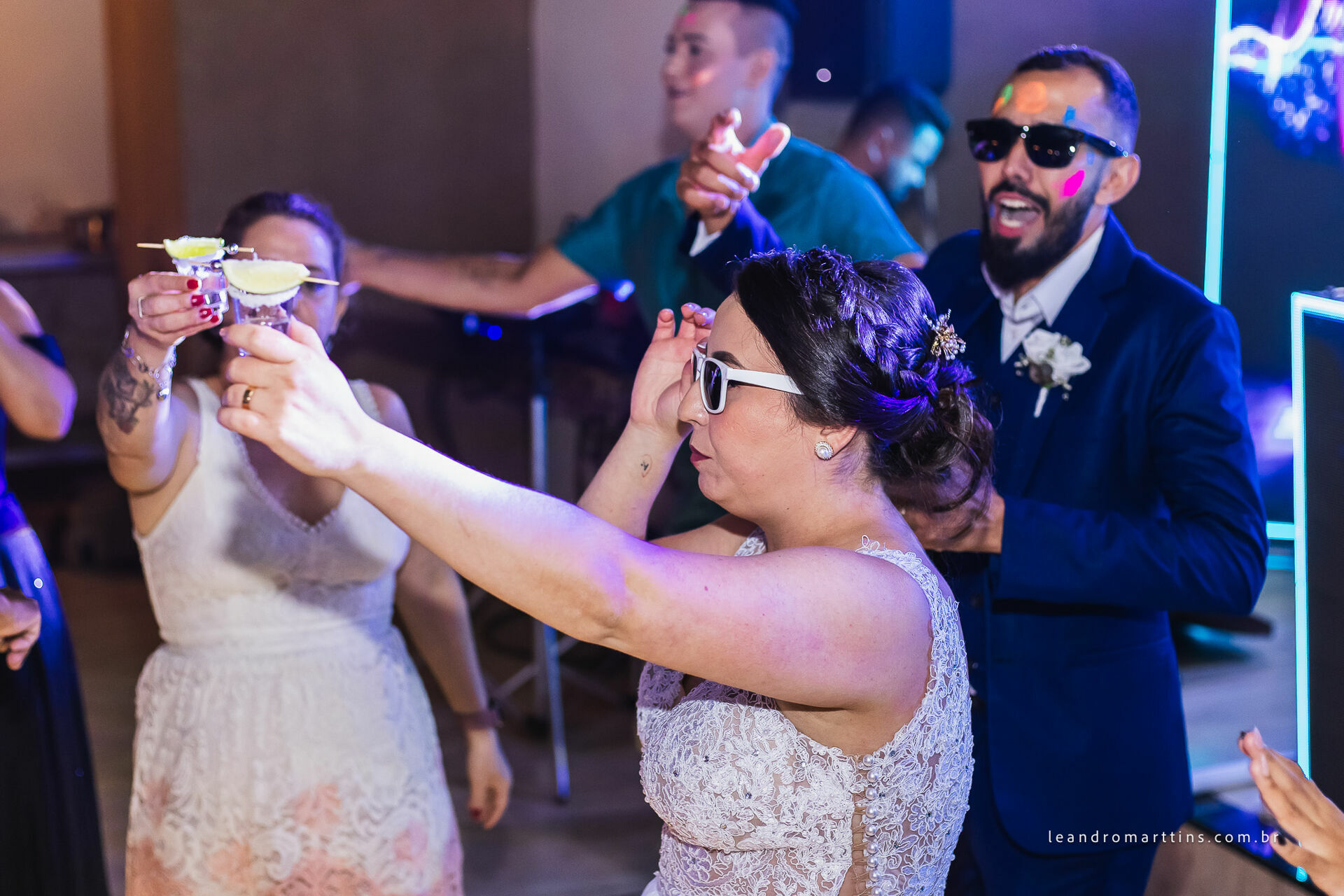 Foto Casamento Renata e Alexsandro no espaço MariFestas em Guapiaçu Foto Casamento Renata e Alexsandro no espaço MariFestas em Guapiaçu - Imagem 30