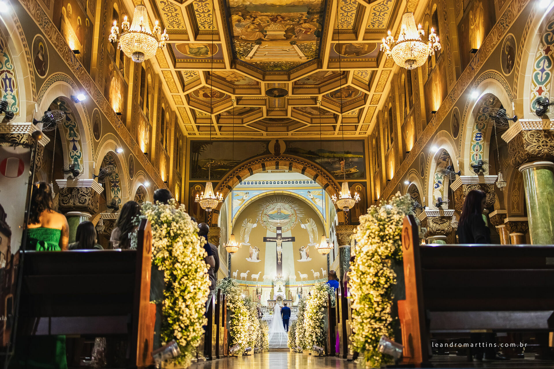 Foto Casamento Célia e Rafael na igreja Basílica - Rio Preto Foto Casamento Célia e Rafael na igreja Basílica - Rio Preto - Imagem 17